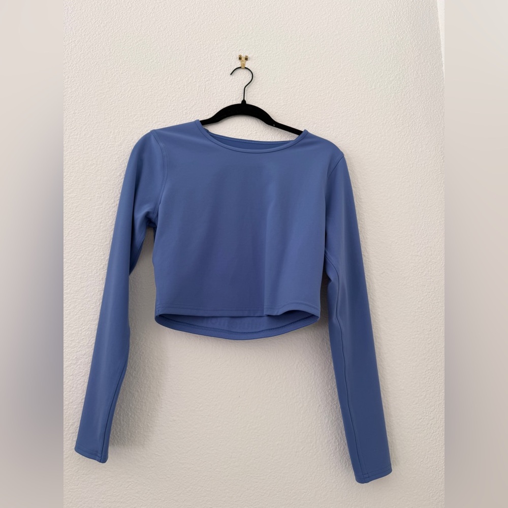 Women's Lululemon Blue Long Sleeve Crop Top